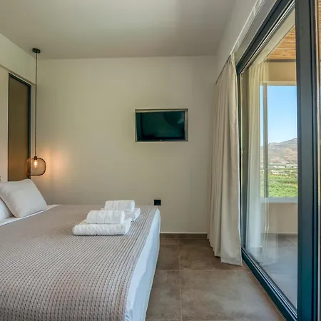 Nusa Retreat - Seaview Luxury Residences * Kíssamos