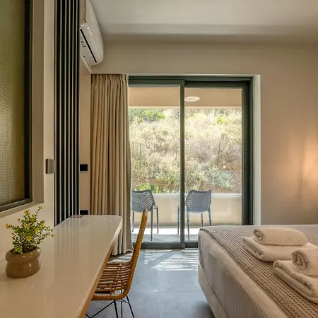 Nusa Retreat - Seaview Luxury Residences Feriehus Kíssamos