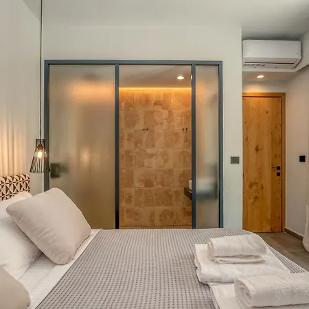 Nusa Retreat - Seaview Luxury Residences Feriehus Kíssamos