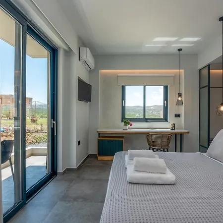 Nusa Retreat - Seaview Luxury Residences Feriehus Kíssamos